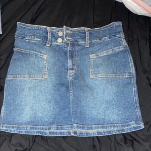 A Jean skirt
